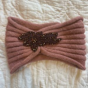 Headband with sequins appliqué